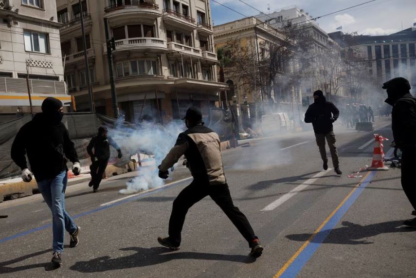 World News Greeks Protest Over Deadly Train Crash Station Master Jailed Pending Trial 0584