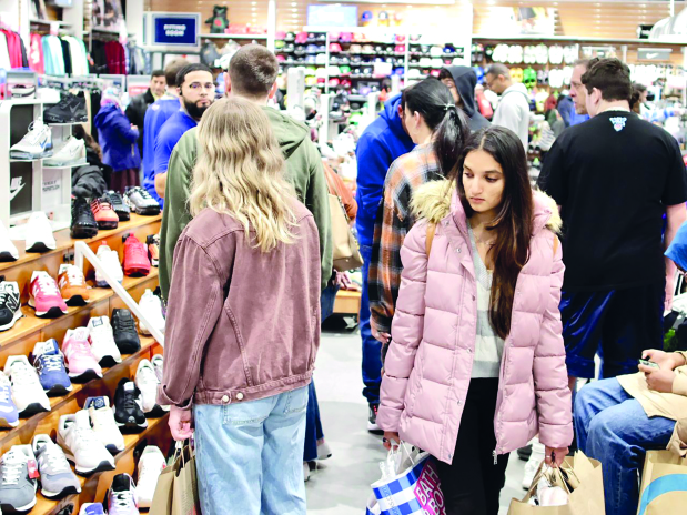 International Business: US Consumer Sentiment Drops